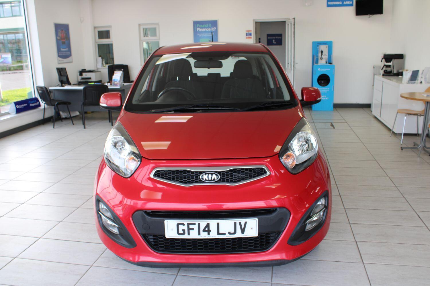 Used KIA PICANTO 2014 Red in Minehead, Somerset Beaver Garages